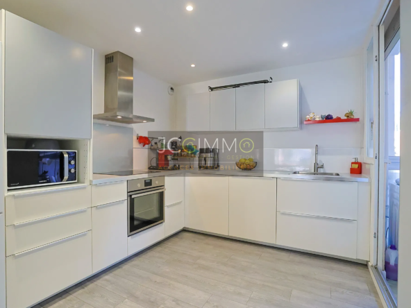 Appartement T5 à La Garde - 99 m² avec balcon, cave & parking 