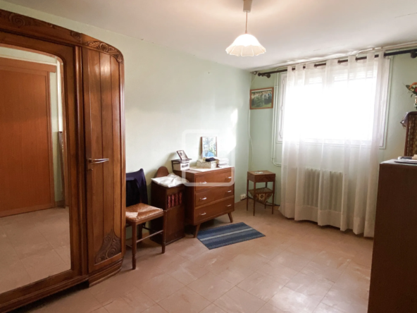 Maison avec 2 Logements à Biars sur Cère - Quartier Calme 