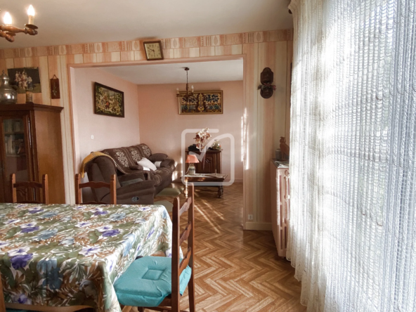 Maison avec 2 Logements à Biars sur Cère - Quartier Calme 