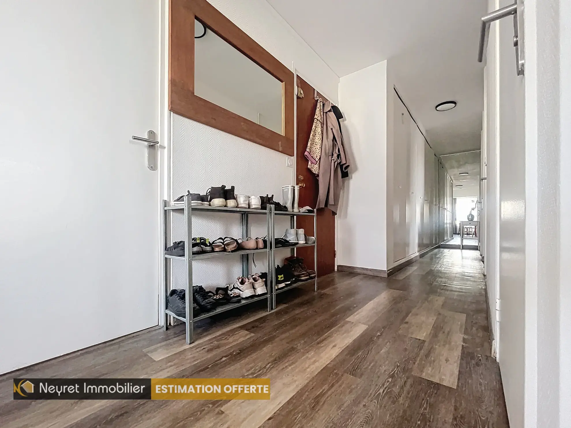 À vendre : Appartement T4 83,70 m² avec balcon à Oullins 