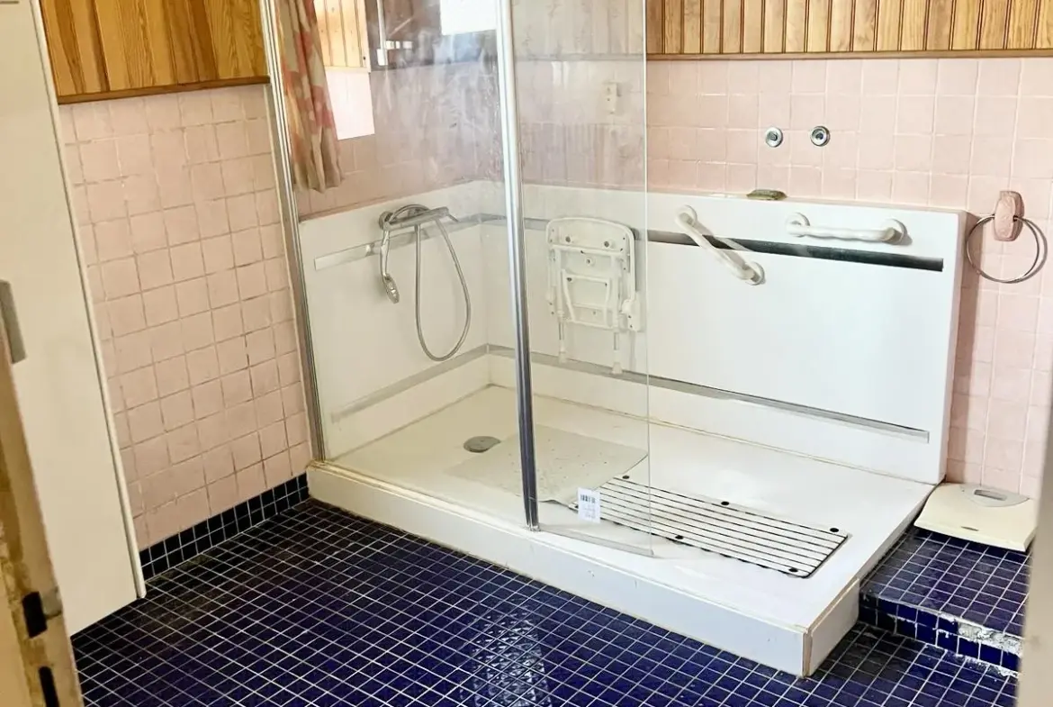 Maison à rénover à Riedisheim - 98 m² sur 9,30 ares 