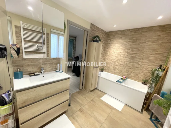 Maison rénovée de 100m2 à Château-Thierry à vendre 