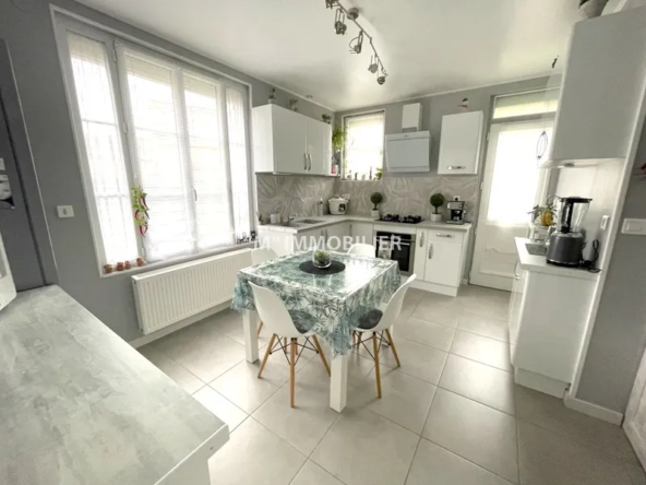 Maison rénovée de 100m2 à Château-Thierry à vendre 