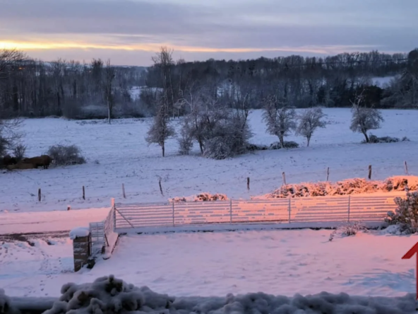 Maison de 195 m² avec vue imprenable sur la campagne à St Julien 