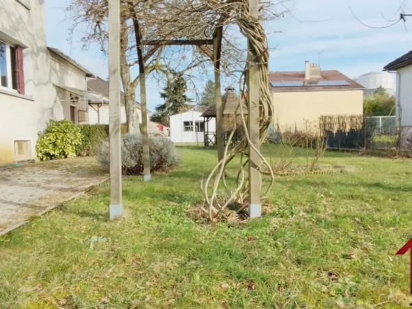 Achetez cette maison de 176 m² avec 6 chambres à Chaumont 