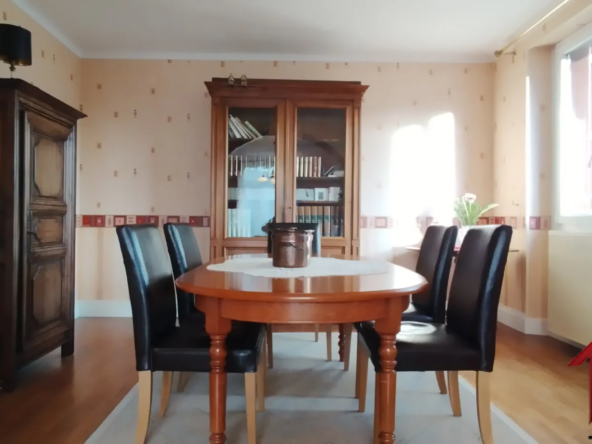 Achetez cette maison de 176 m² avec 6 chambres à Chaumont 