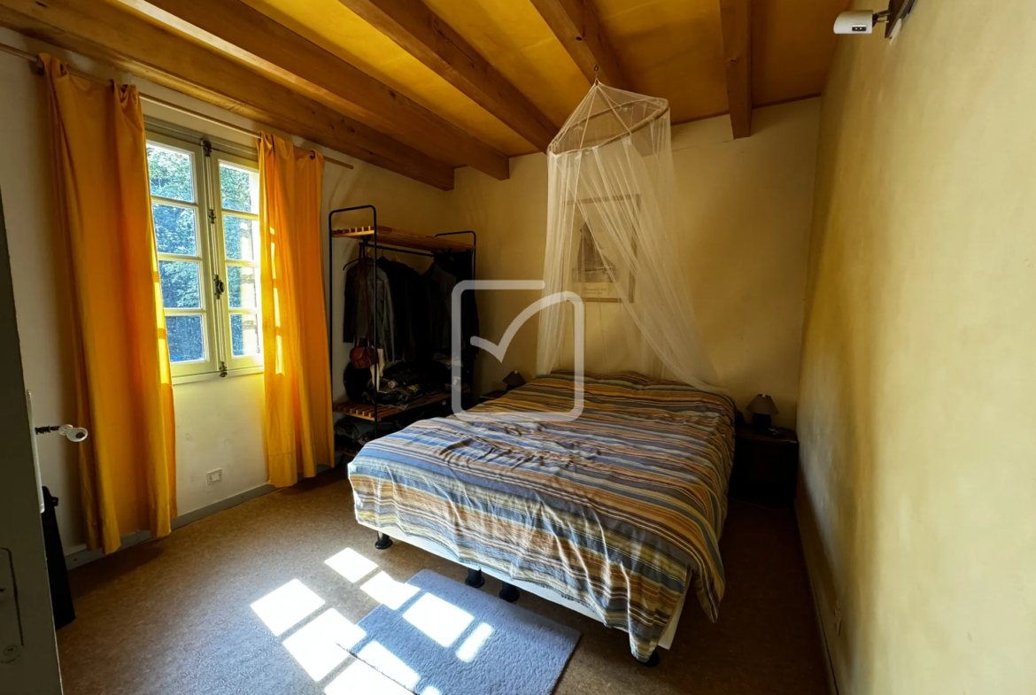 Maison familiale 4 chambres avec piscine près de Gourdon 