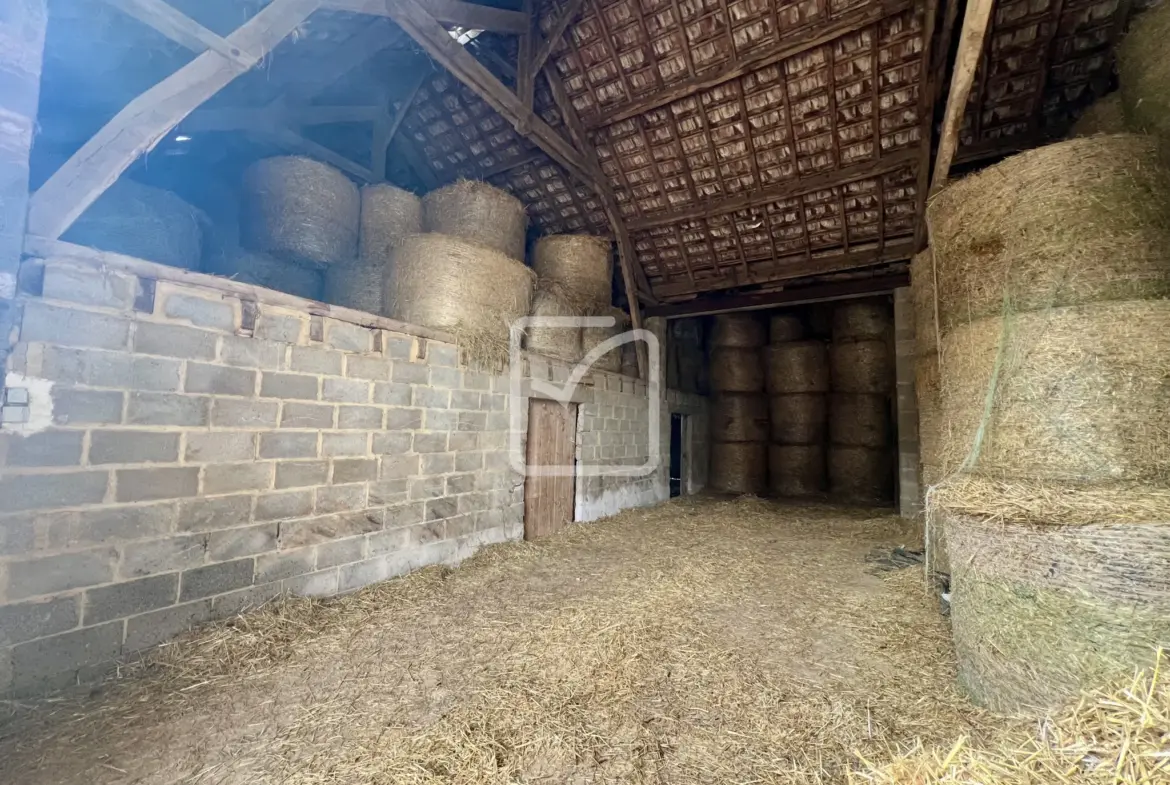 Grange à rénover de 200 m² à La Dornac 