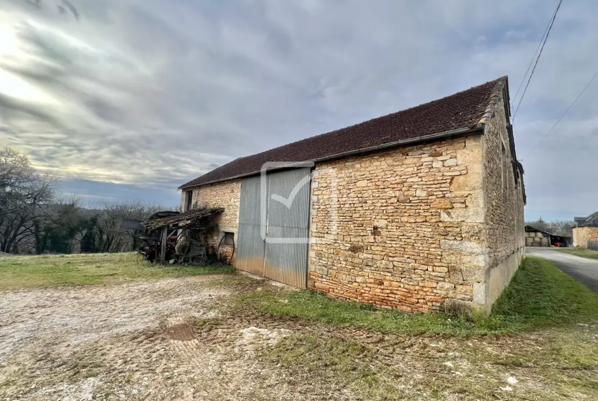 Grange à rénover de 200 m² à La Dornac 