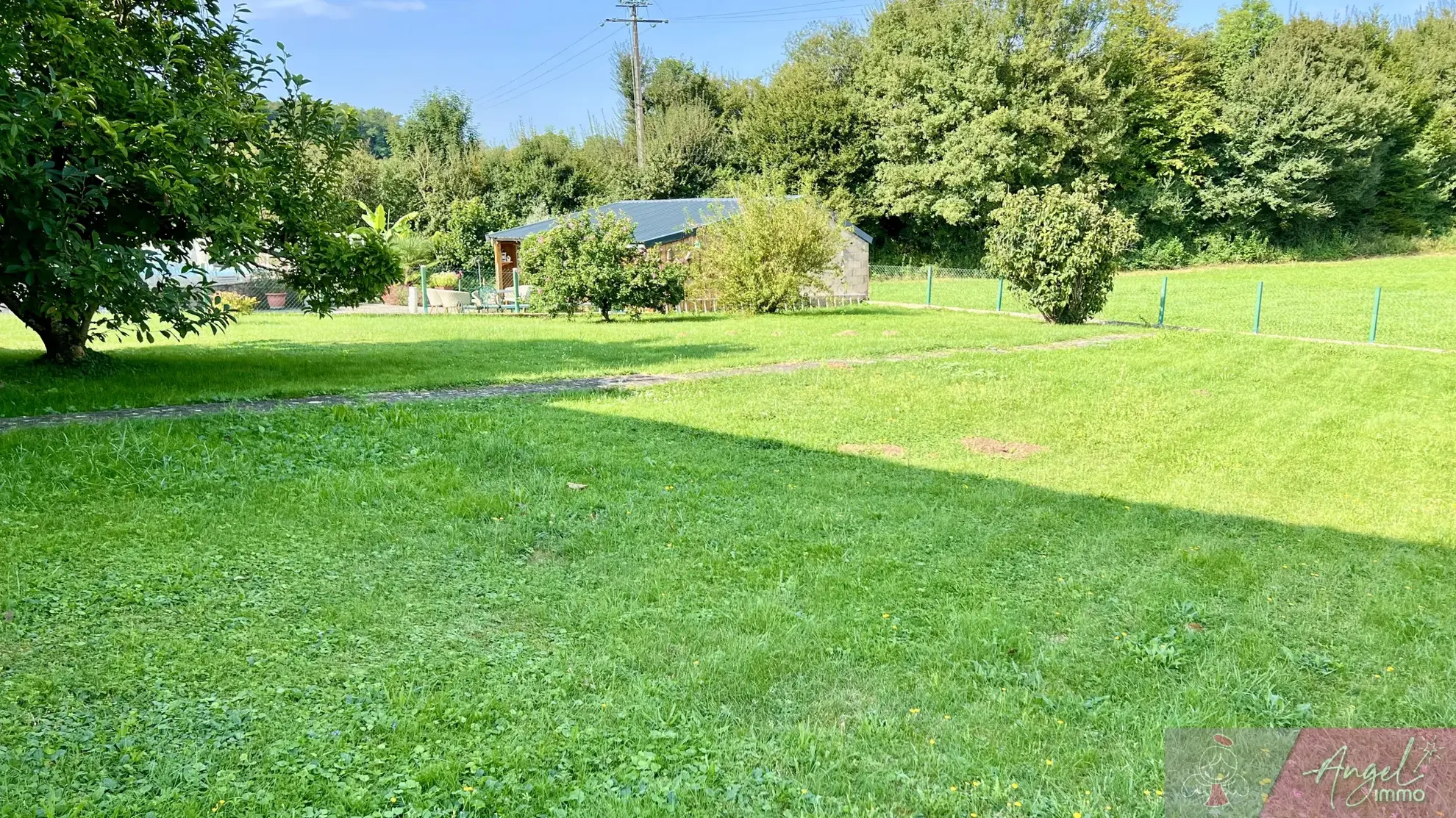 Maison sur sous-sol à Lavangeot, 95 m² habitable 
