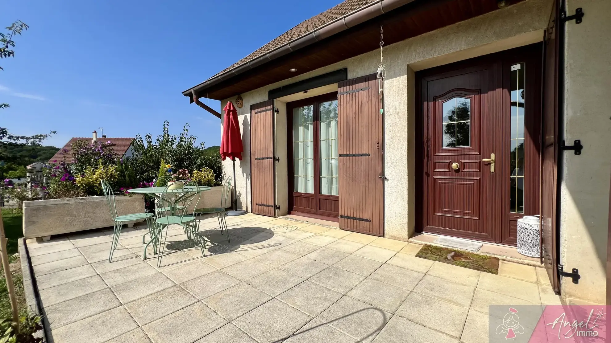 Maison sur sous-sol à Lavangeot, 95 m² habitable 