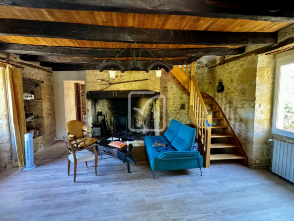 Maison en pierre avec jardin à St Cirq Madelon - Charme et Authenticité 