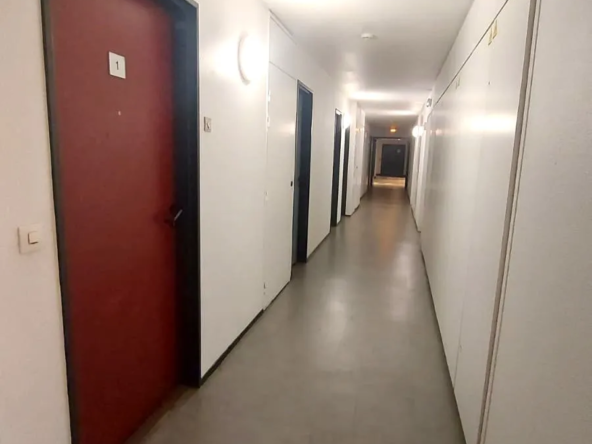 Achat studio T1 à Cergy - Bail meublé en cours 