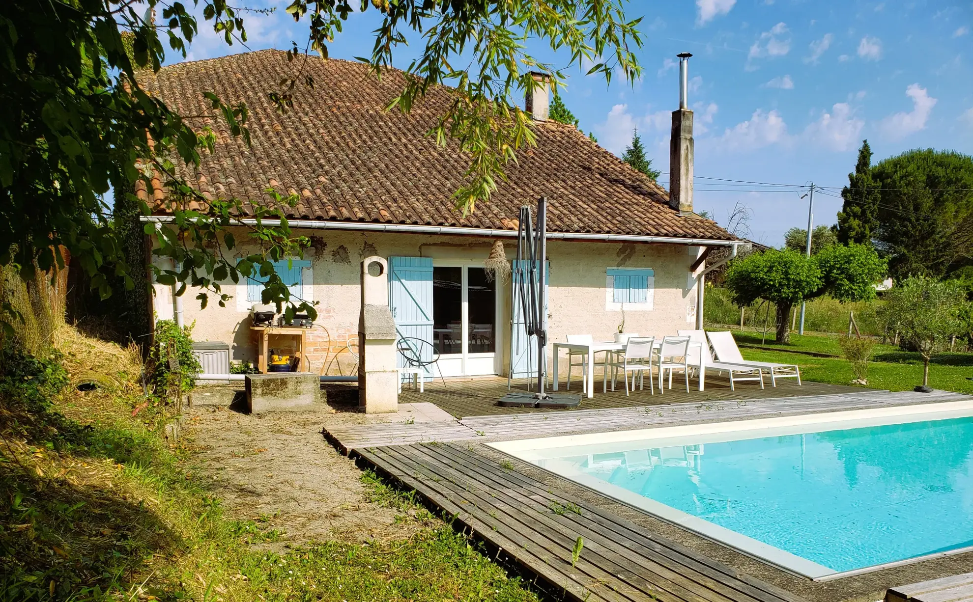 Maison chaleureuse et lumineuse à Bazas avec piscine 