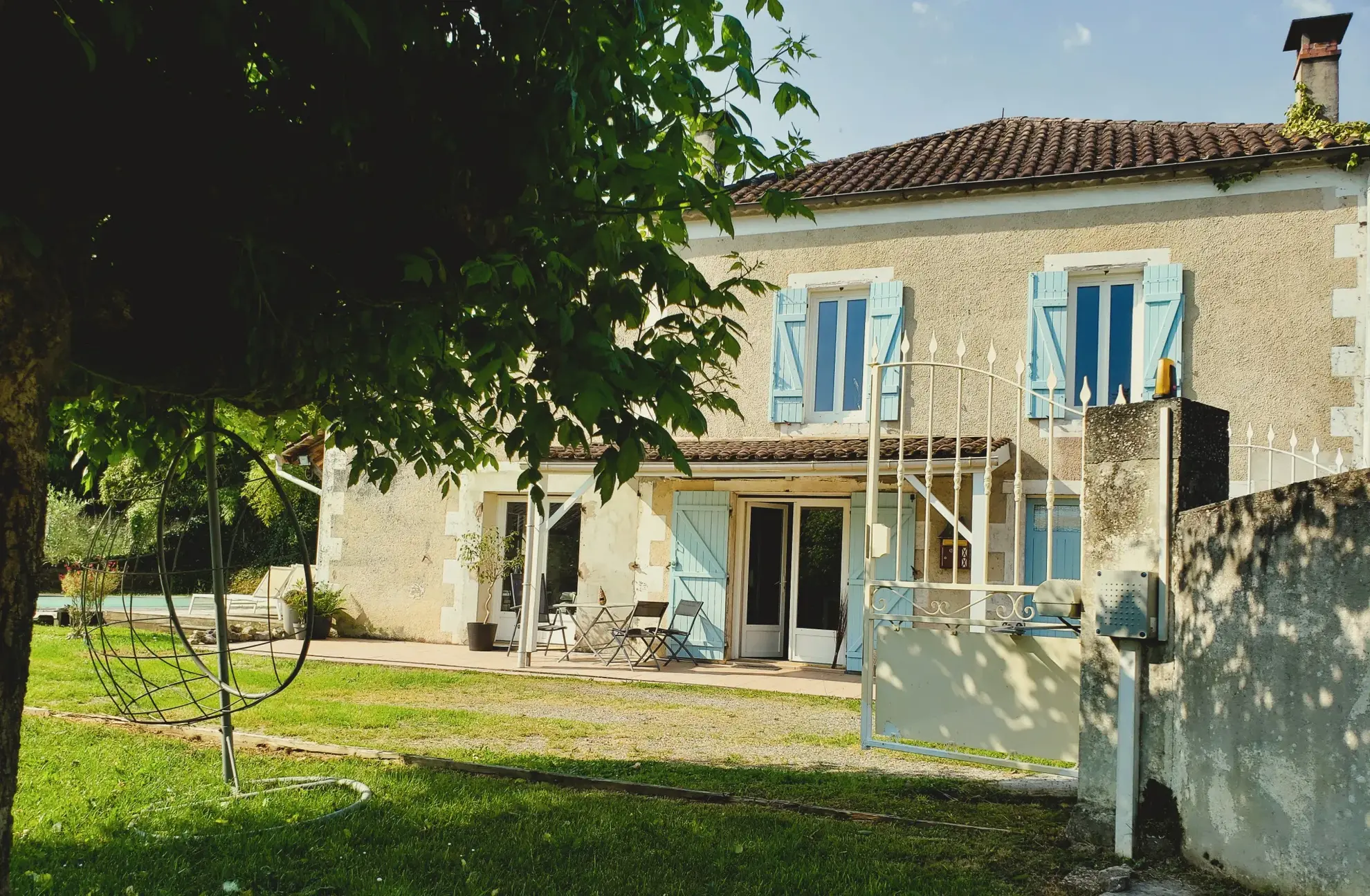 Maison chaleureuse et lumineuse à Bazas avec piscine 
