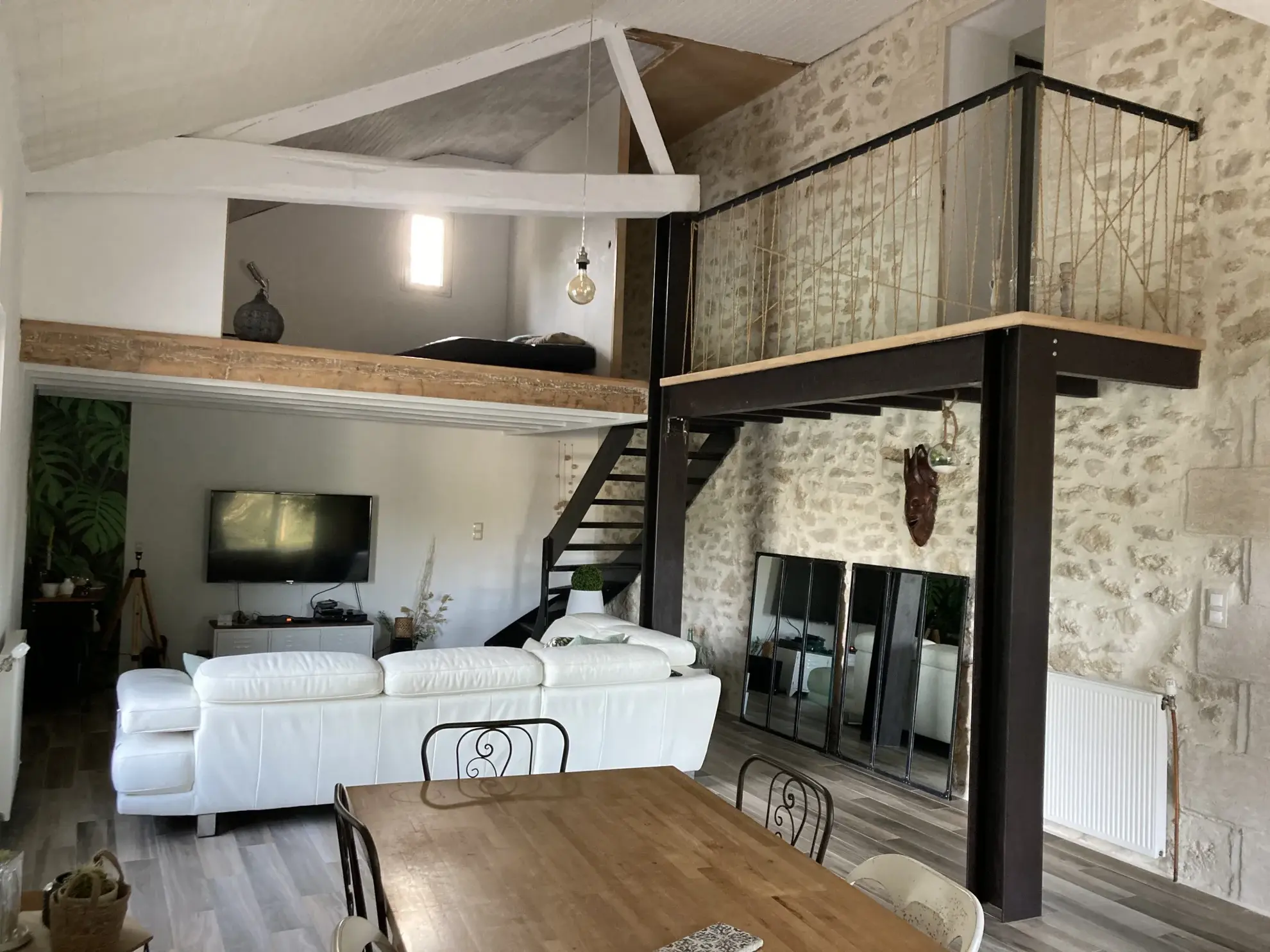 Maison chaleureuse et lumineuse à Bazas avec piscine 