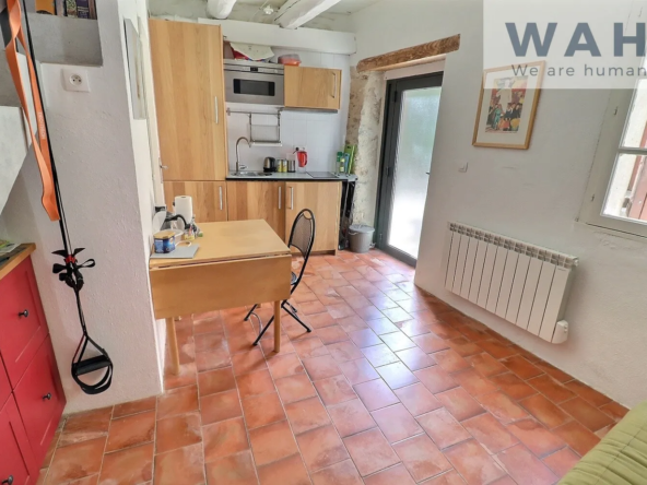 Vente Maison de Village 5 Pièces à Cabrières, 34800 