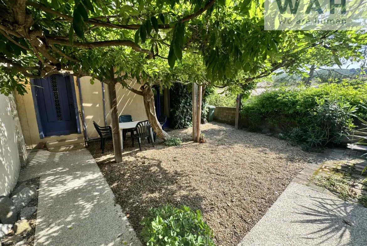 Vente Maison de Village 5 Pièces à Cabrières, 34800 