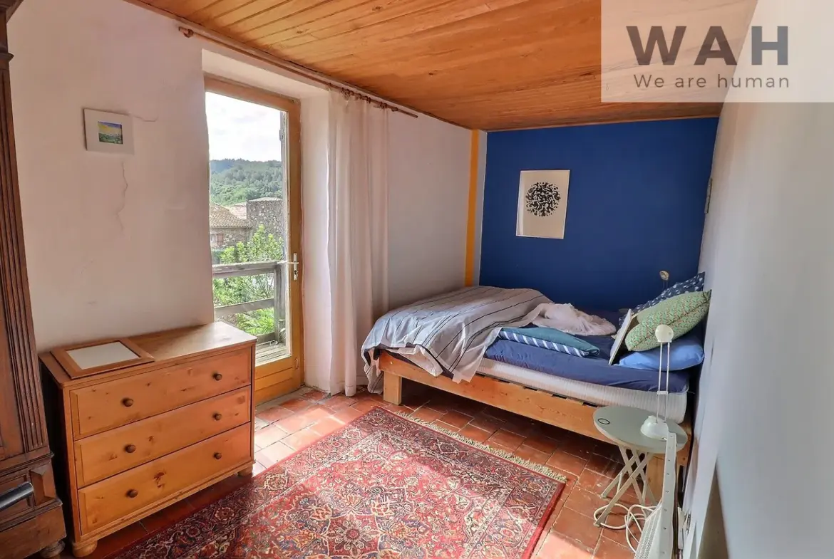 Vente Maison de Village 5 Pièces à Cabrières, 34800 