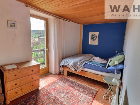 Vente Maison de Village 5 Pièces à Cabrières, 34800 