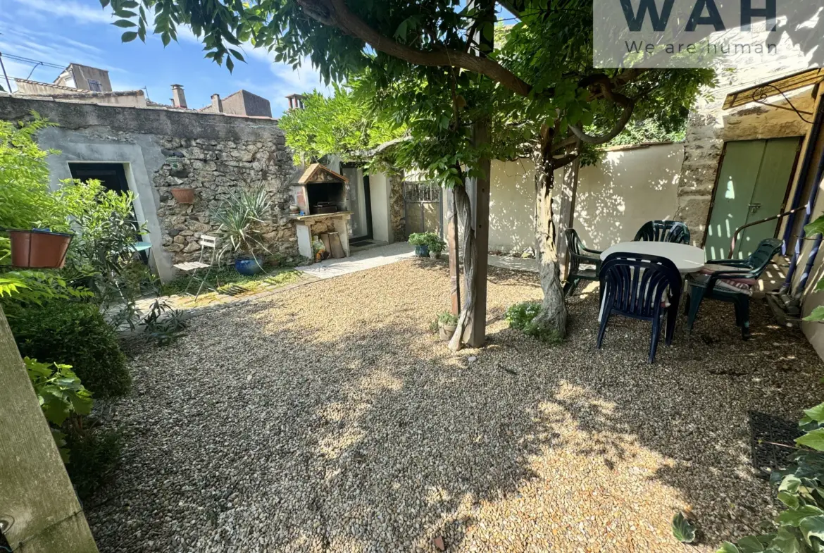 Vente Maison de Village 5 Pièces à Cabrières, 34800 
