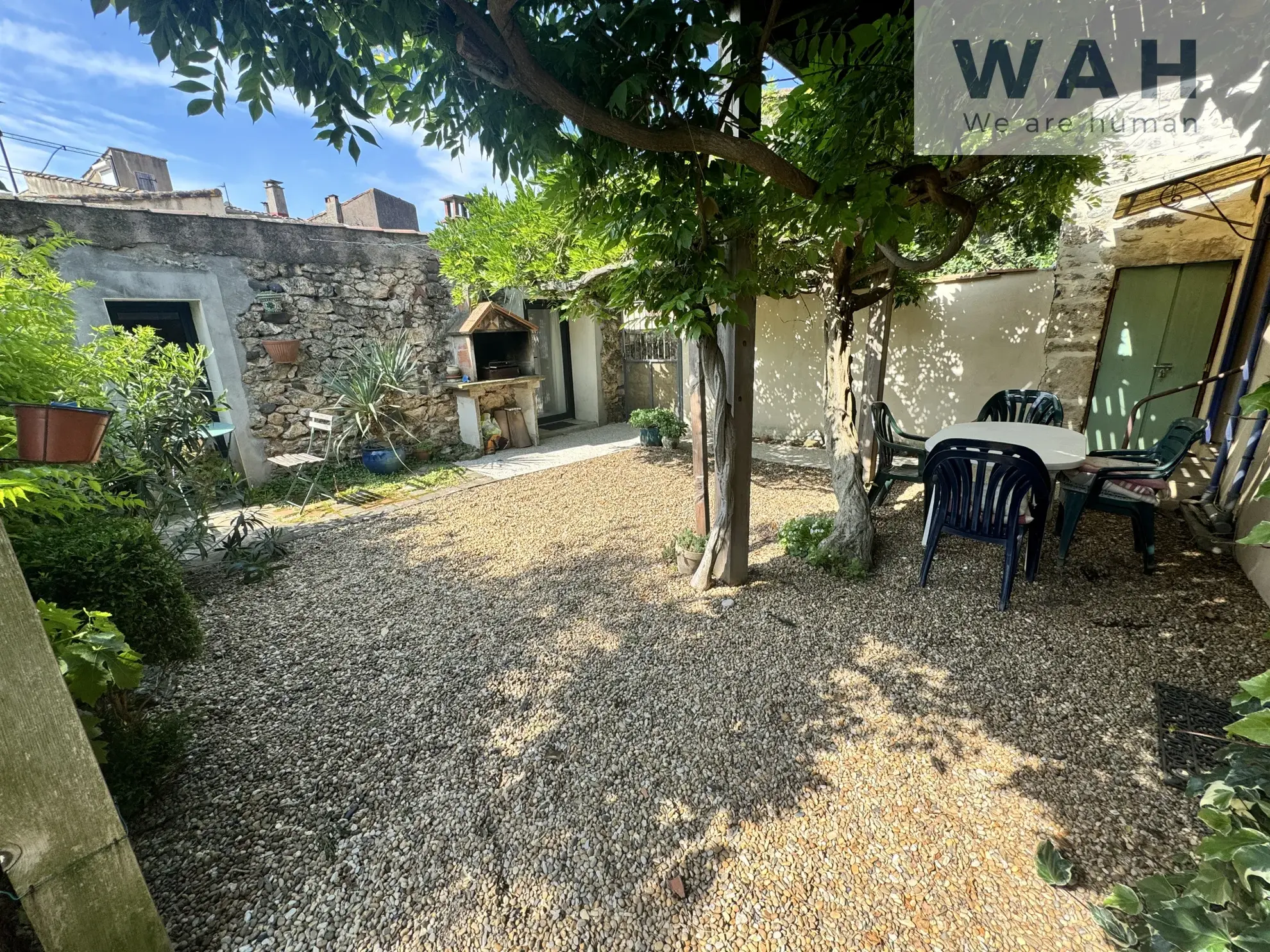 Vente Maison de Village 5 Pièces à Cabrières, 34800 
