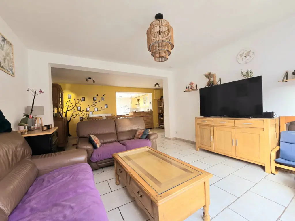 À Vendre : Maison 3 Chambres avec Jardin et Double Garage à Pérenchies
