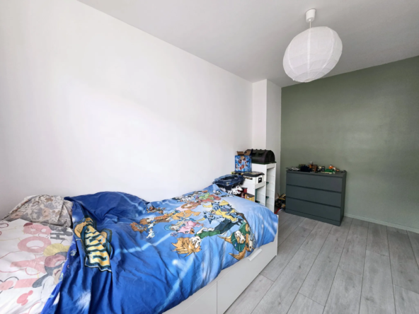 À Vendre : Maison 3 Chambres avec Jardin et Double Garage à Pérenchies 