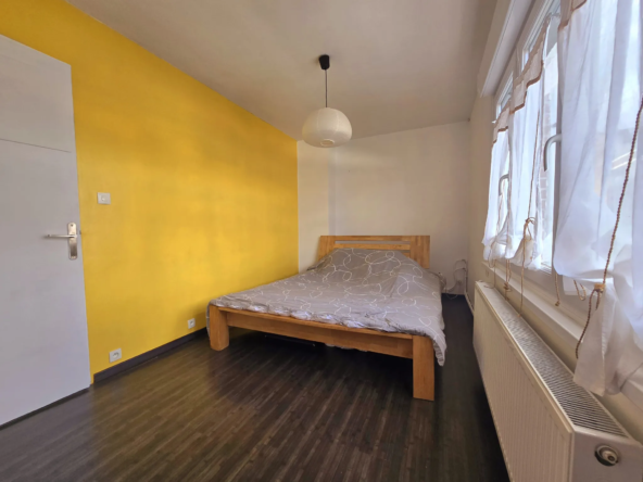 À Vendre : Maison 3 Chambres avec Jardin et Double Garage à Pérenchies 