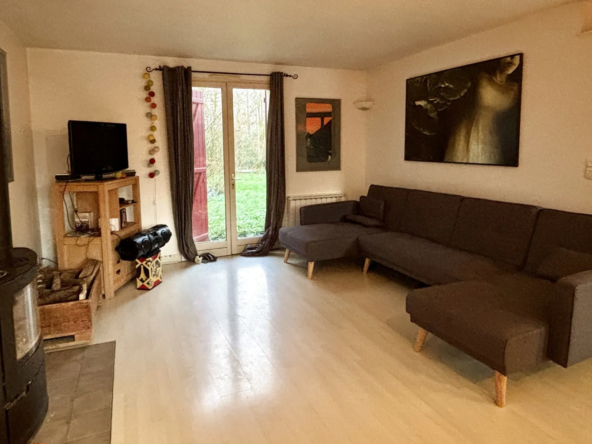 Maison à vendre à Valanjou - 4 chambres, terrain de 2000 m² 