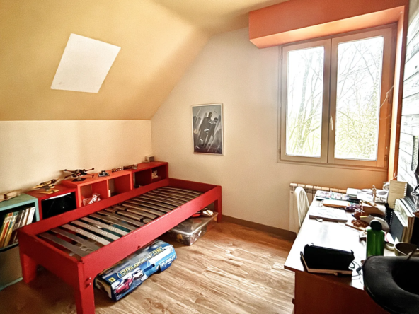 Maison à vendre à Valanjou - 4 chambres, terrain de 2000 m² 