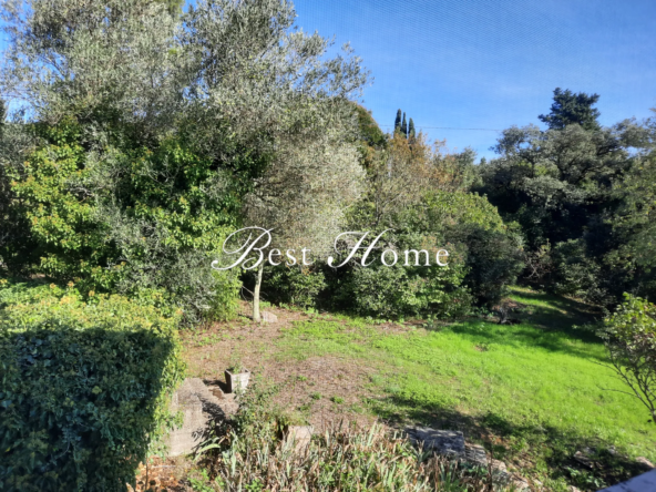 Appartement de type 3 avec jardin privatif à vendre à Nîmes 