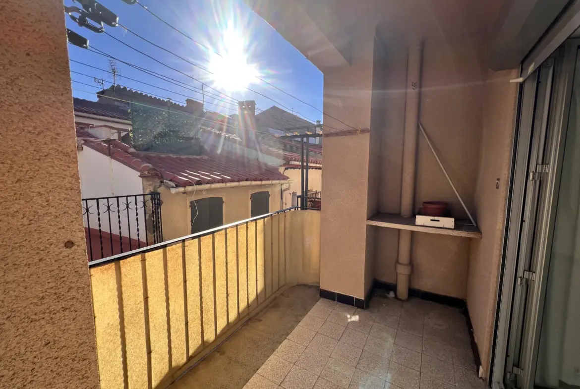 Charmante Maison de Village à Arles-Sur-Tech avec Balcon Sud 
