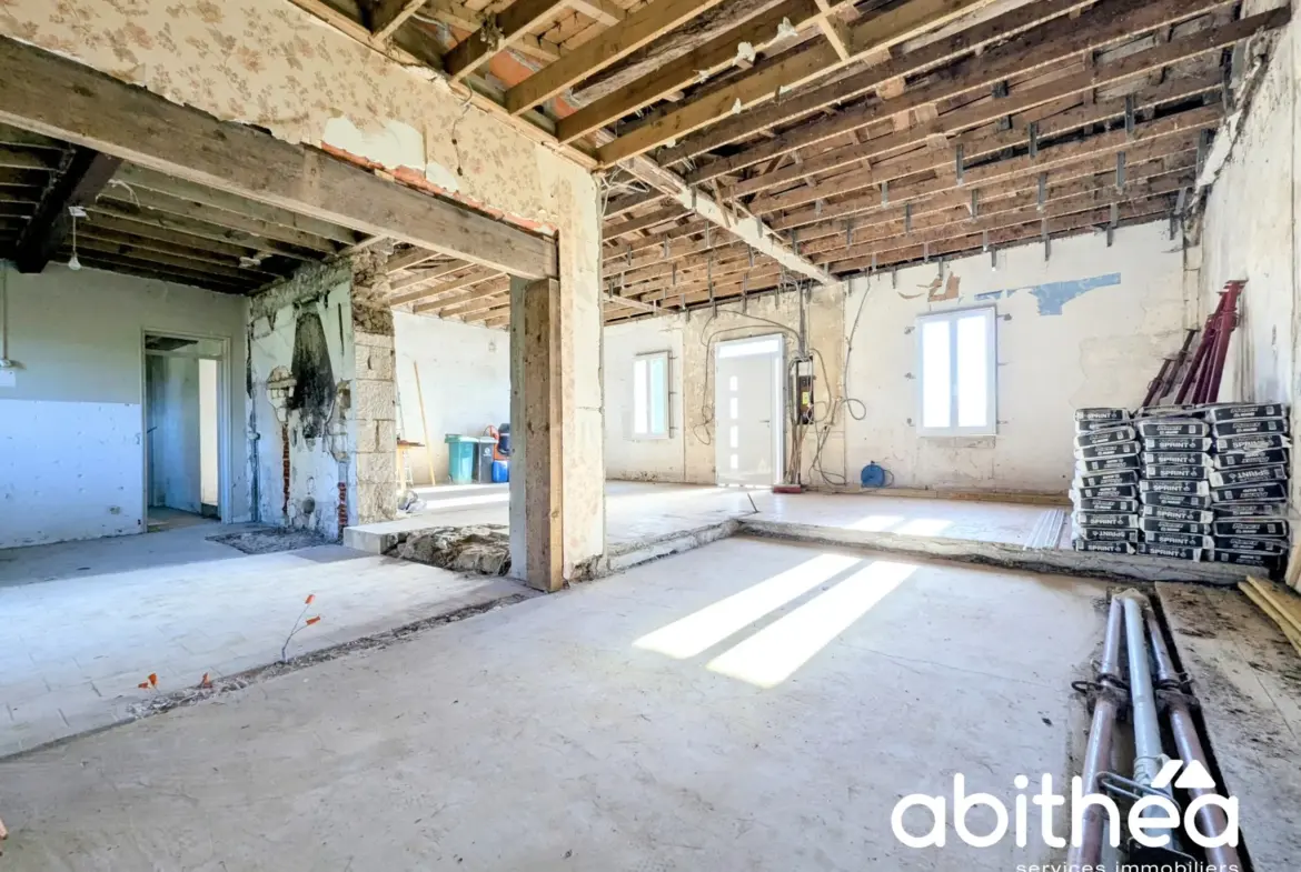 Maison à rénover de 110m2 à GALGON - Fort potentiel d'aménagement 