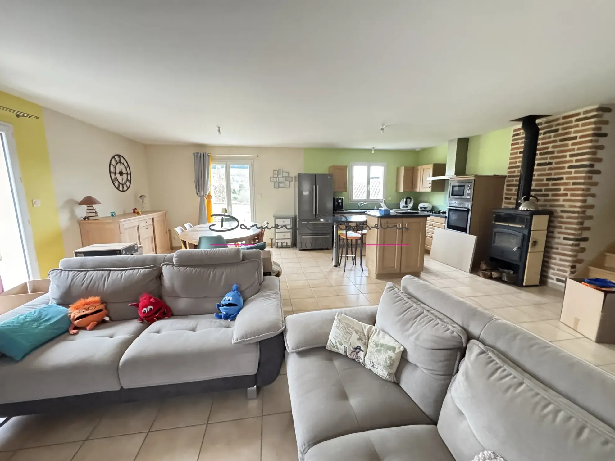Villa spacieuse de 143 m² à Amplepuis avec terrain 