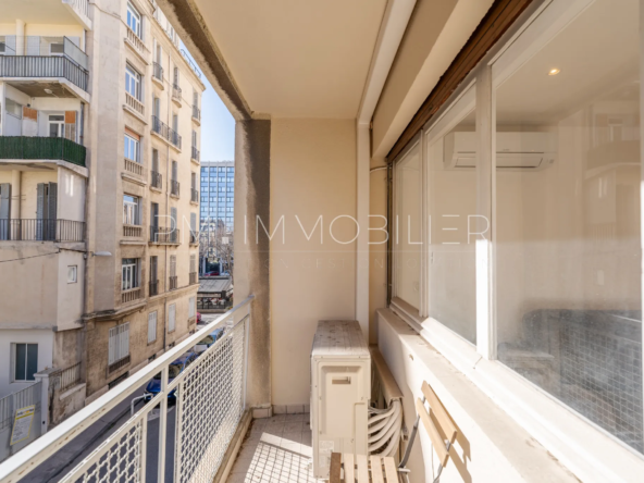 Vente Appartement T3 Rénové à Marseille 13008 