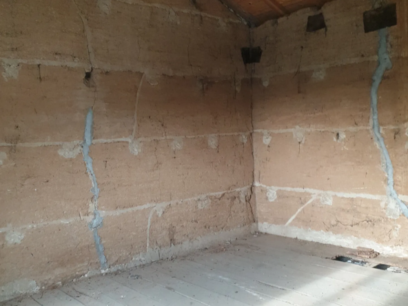 Maison à rénover de 163 m² à Misérieux - Opportunité unique 