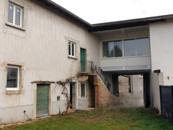 Maison à rénover de 163 m² à Misérieux - Opportunité unique 
