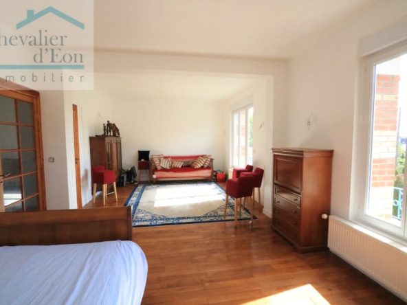 Vente maison 6 chambres à Tonnerre près du centre-ville 