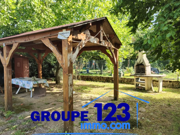 Charmante maison mitoyenne avec jardin de 669 m² à Migennes 