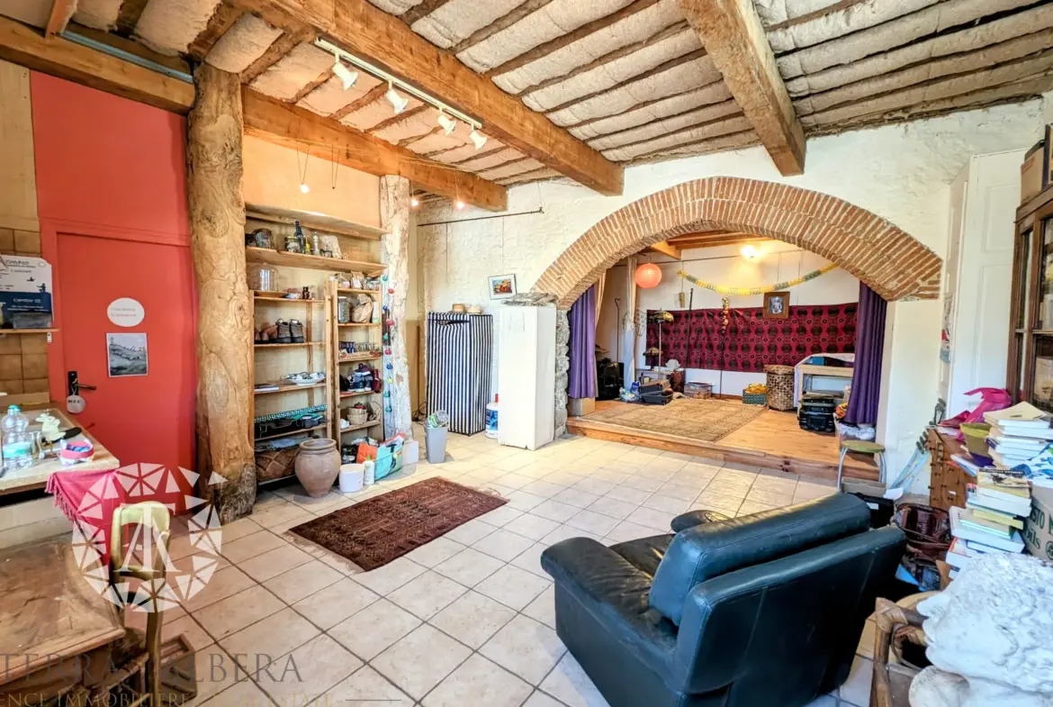 Maison de caractère à Montesquieu-des-Albères - 6 pièces à vendre 
