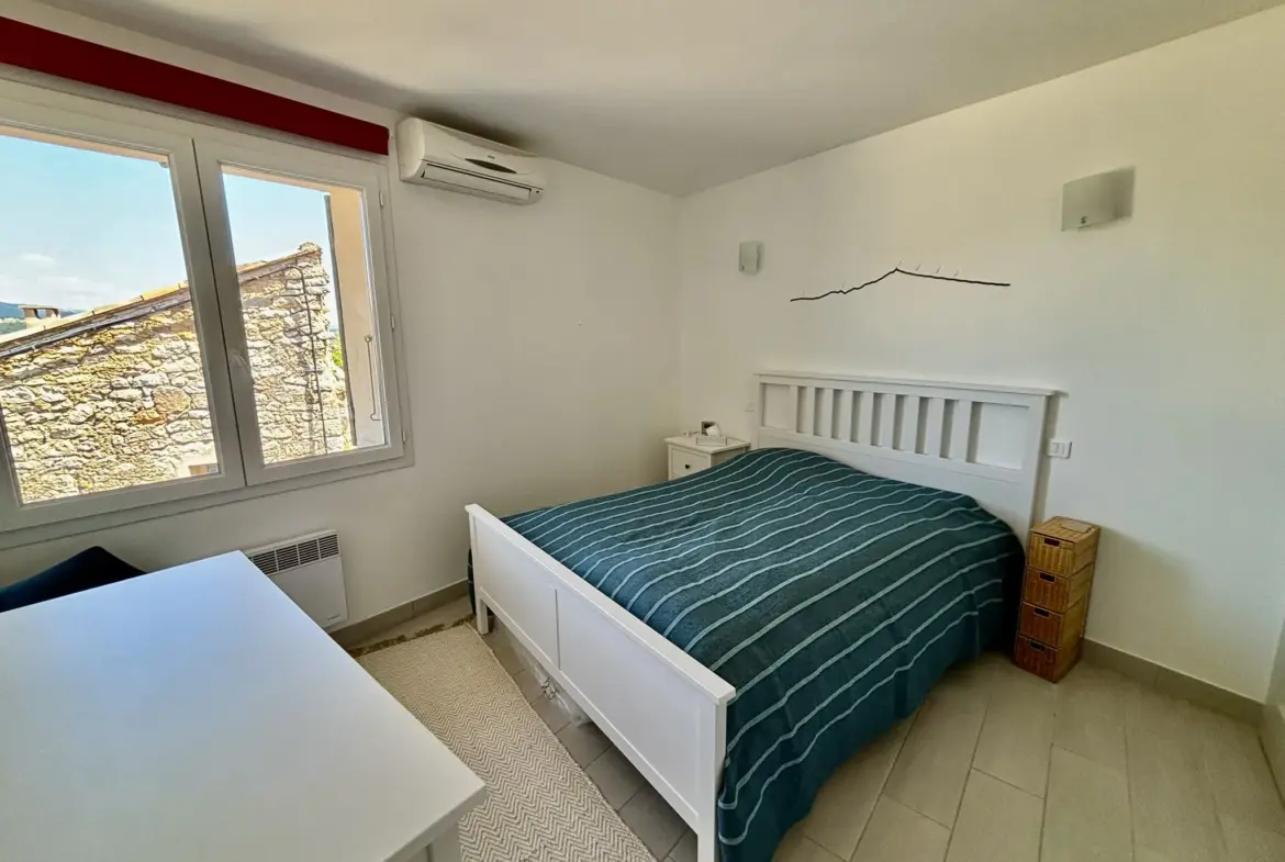 Maison de village rénovée avec garage et jacuzzi à Suzette 