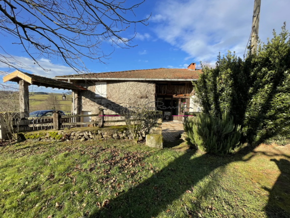 Charmante maison à rénover en campagne à Amplepuis 