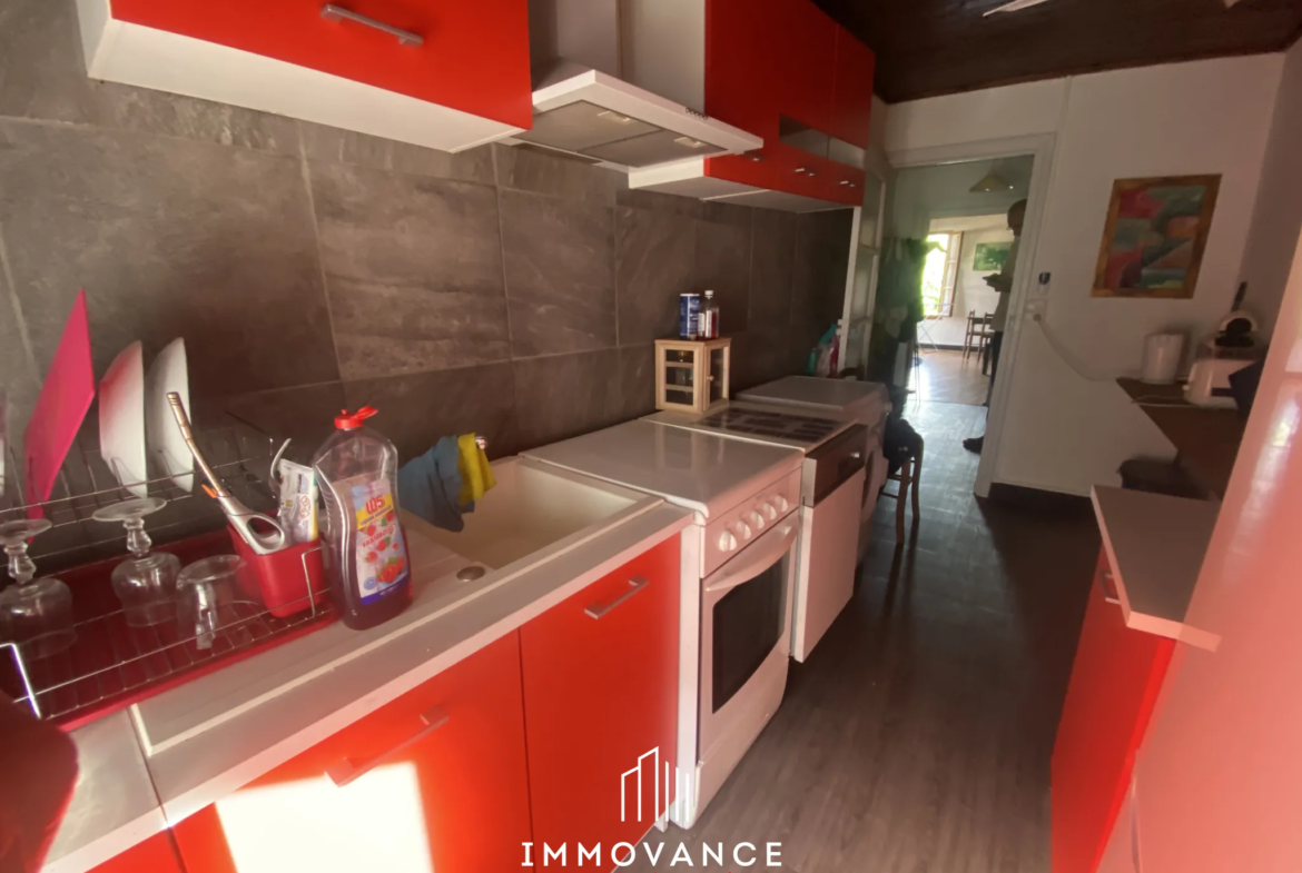 À vendre : Appartement T3/4 avec balcon à Saint-Jean-du-Bruel 