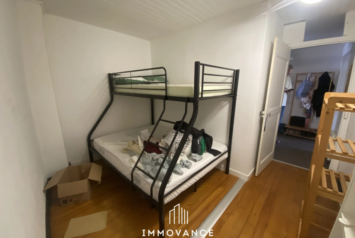 À vendre : Appartement T3/4 avec balcon à Saint-Jean-du-Bruel 