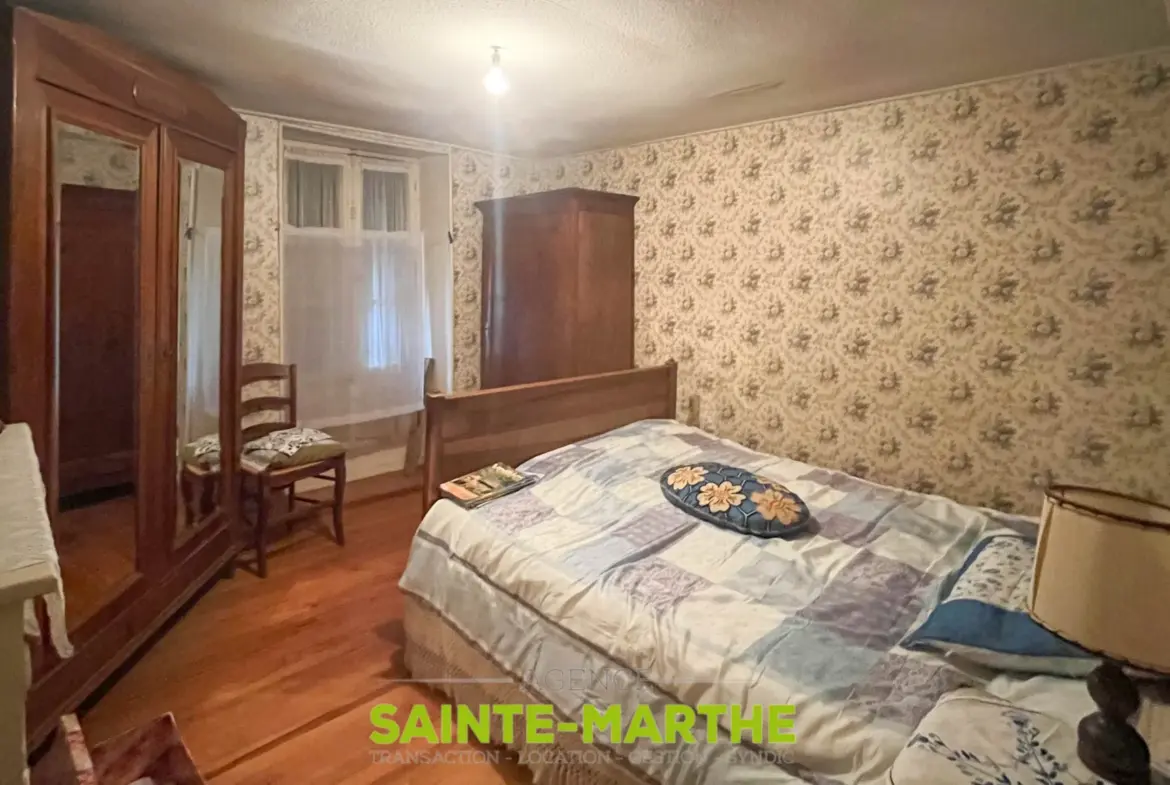 Ensemble immobilier à rénover à Chizé - 60 000€ 