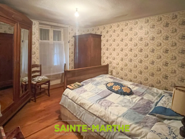 Ensemble immobilier à rénover à Chizé - 60 000€ 