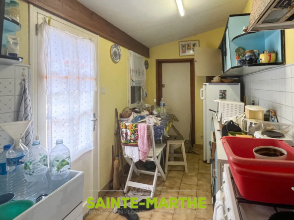 Ensemble immobilier à rénover à Chizé - 60 000€ 