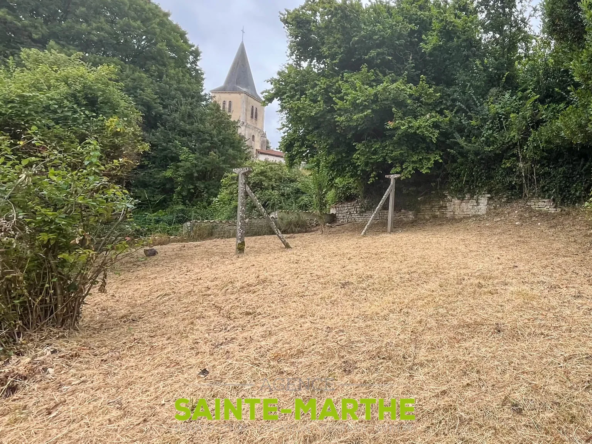 Ensemble immobilier à rénover à Chizé - 60 000€ 