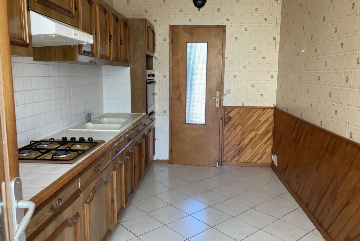 Maison à vendre à Bazas - 104 m² avec 4 chambres 